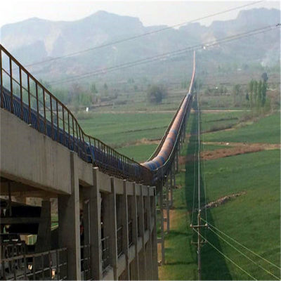थोक सामग्री को संभालने के लिए लंबी दूरी की घुमावदार बेल्ट कन्वेयर
