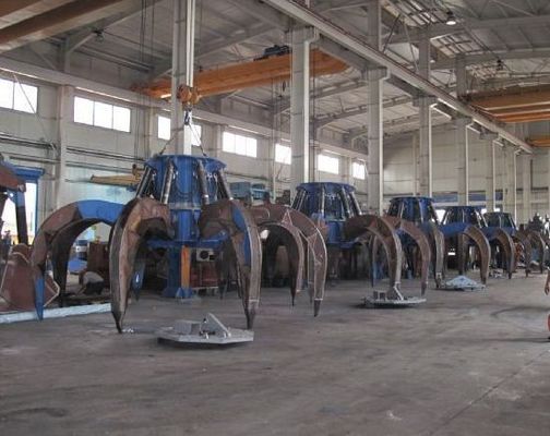 घरेलू कचरा प्रबंधन के लिए इलेक्ट्रिक हाइड्रोलिक नारंगी छील हड़पने